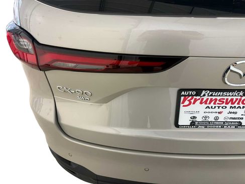 Certified 2026 MAZDA CX-90 3.3 Turbo w/ Preferred Package AWD/4WD image 17