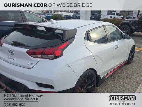 Used 2020 Hyundai Veloster N w/ Performance Package image 7