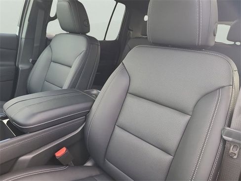 New 2026 Chevrolet Traverse LT w/ Driver Confidence Package image 21