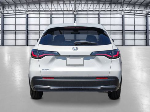 New 2026 Honda HR-V LX image 3