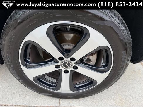 Used 2019 Mercedes-Benz GLC 350e 4MATIC image 31