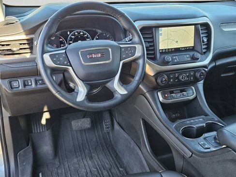 Used 2023 GMC Acadia Denali w/ Denali Technology Package image 36