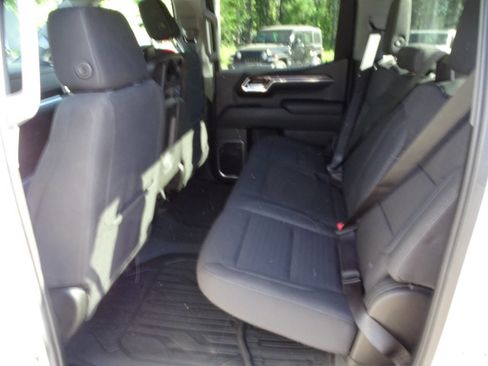 Used 2023 GMC Sierra 1500 4x4 Crew Cab SLE w/ X31 Off-Road Package image 34