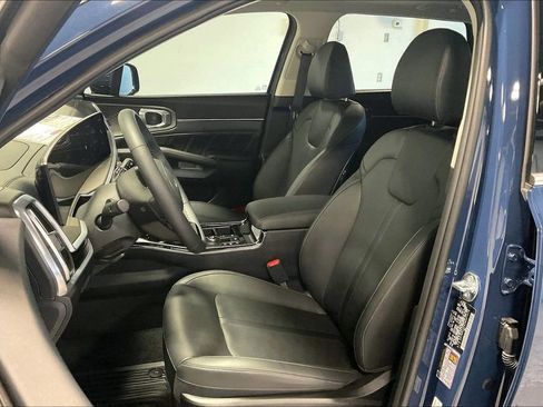 Used 2025 Kia Sorento SX FWD image 26