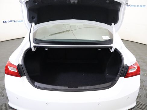 Used 2024 Chevrolet Malibu LT image 7