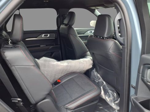 New 2026 Ford Explorer ST image 10