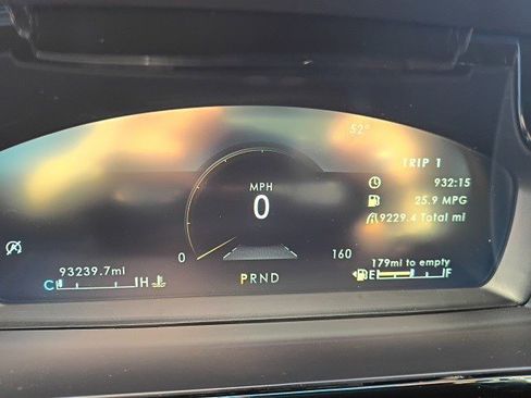 Used 2021 Lincoln Corsair Reserve image 20