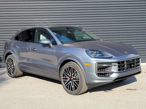 New 2026 Porsche Cayenne S AWD/4WD image 9