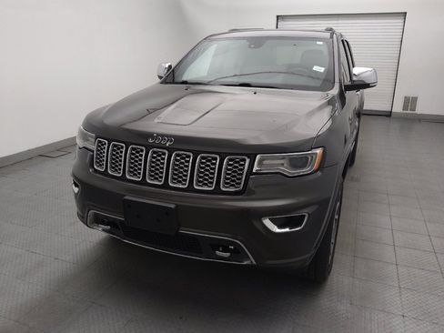 Used 2021 Jeep Grand Cherokee Overland AWD/4WD image 15