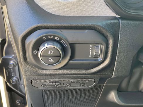 New 2026 Jeep Gladiator Sport image 18