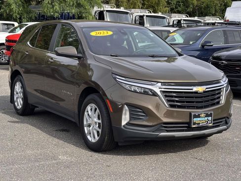 Used 2023 Chevrolet Equinox LT FWD image 5