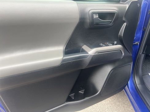 Used 2023 Toyota Tacoma SR5 image 11