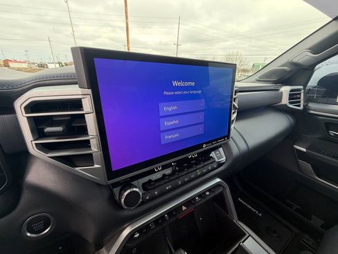 Used 2022 Toyota Tundra Platinum w/ Advanced Package image 15