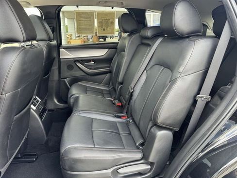 Used 2025 MAZDA CX-90 3.3 Turbo w/ Preferred Package AWD/4WD image 31