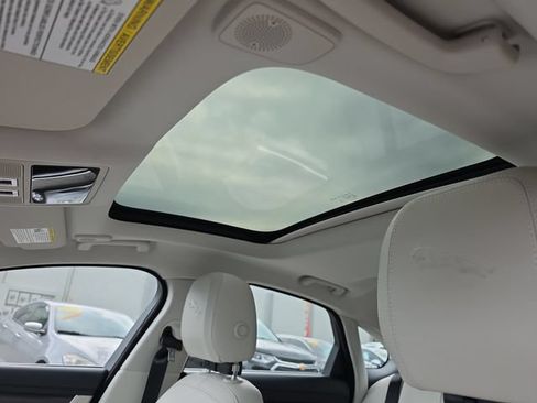 Used 2022 Jaguar XF S RWD image 30