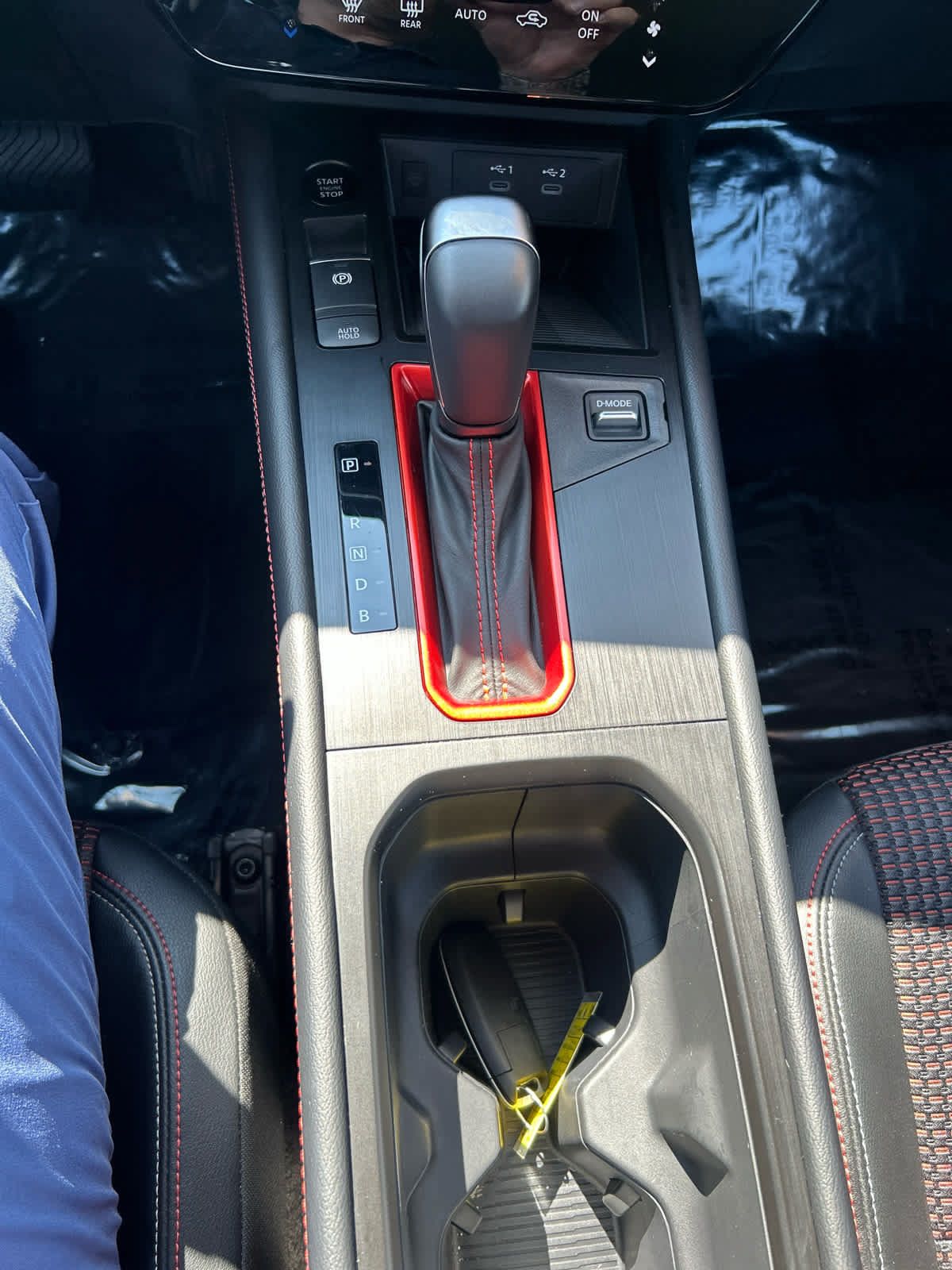 Used 2025 Nissan Kicks SR AWD/4WD image 17