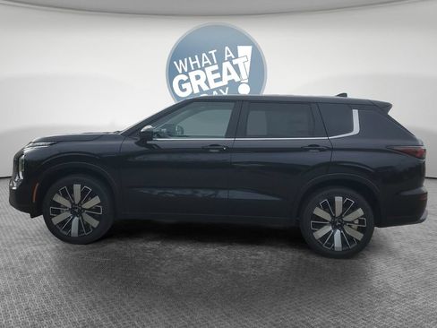 New 2026 Mitsubishi Outlander SE AWD/4WD image 7
