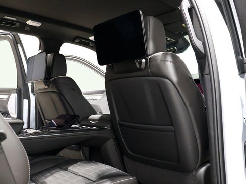 Used 2026 Cadillac Escalade V image 43