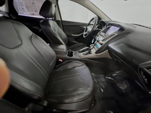 Used 2012 Ford Focus SEL FWD image 29