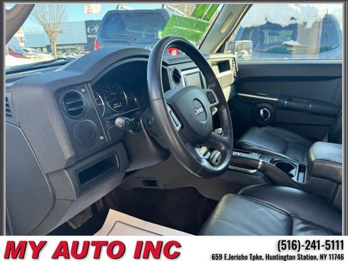 Used 2010 Jeep Commander Sport w/ Sun/Sound Group image 23