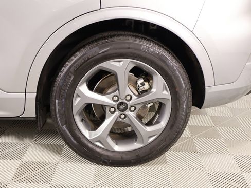 Used 2024 Ford Escape ST-Line w/ Tech Pack #1 FWD image 18