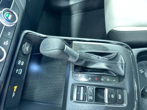 Used 2024 Honda CR-V EX image 28