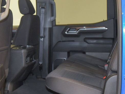 Used 2022 Chevrolet Silverado 1500 RST image 4