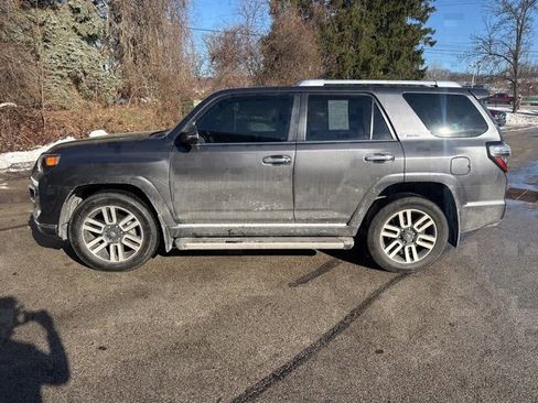 Used 2022 Toyota 4Runner Limited image 2