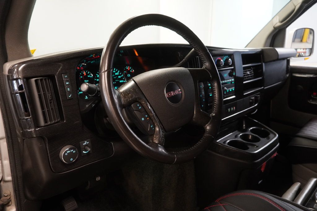 Used 2013 GMC Savana 1500 AWD image 6