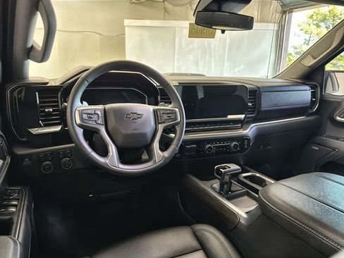 Certified 2025 Chevrolet Silverado 1500 LT Trail Boss w/ LT Trail Boss Premium Package AWD/4WD image 17