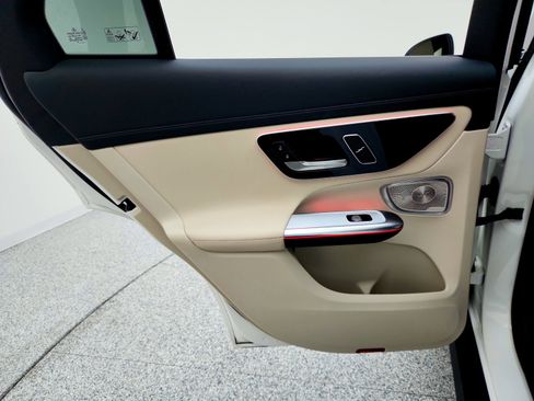Certified 2023 Mercedes-Benz GLC 300 4MATIC image 23