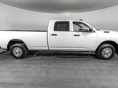 Used 2020 RAM 2500 Tradesman RWD image 9