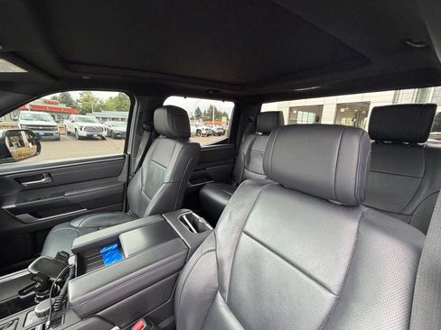 Used 2024 Toyota Tundra Platinum AWD/4WD image 9