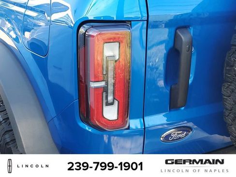 Used 2023 Ford Bronco Badlands image 15