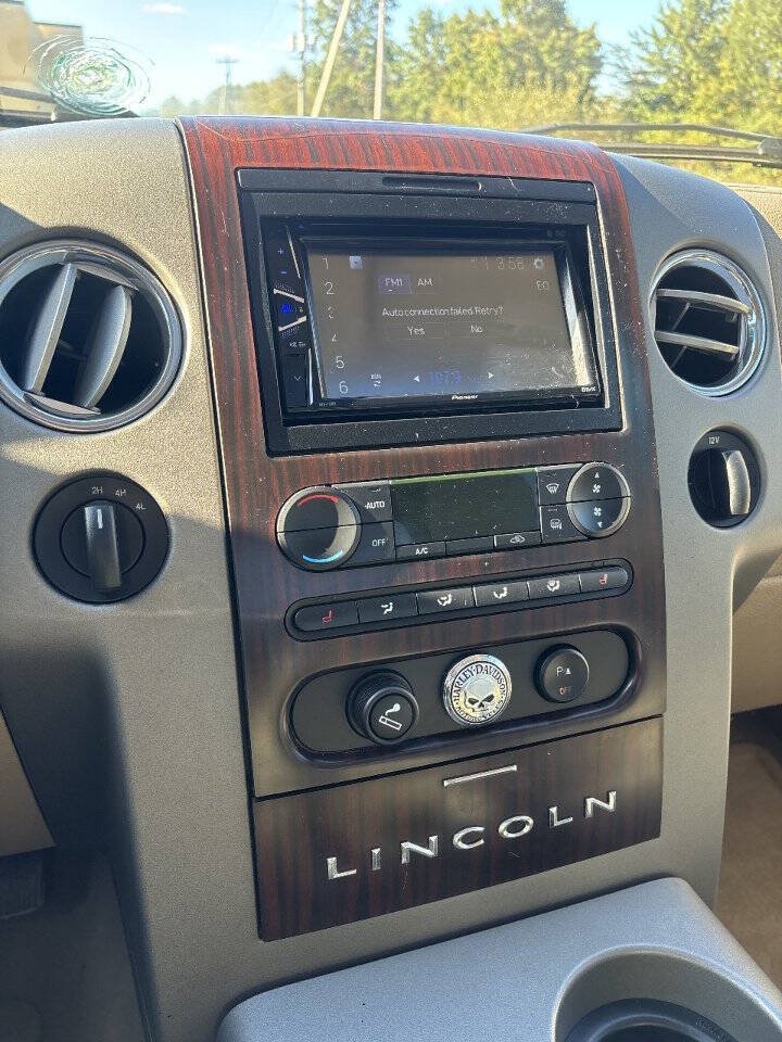 Used 2006 Lincoln Mark LT 4x4 image 21