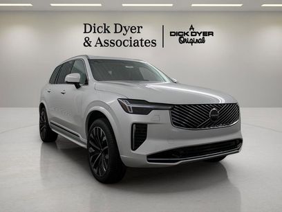 New 2026 Volvo XC90 B5 Core w/ Protection Package Premier