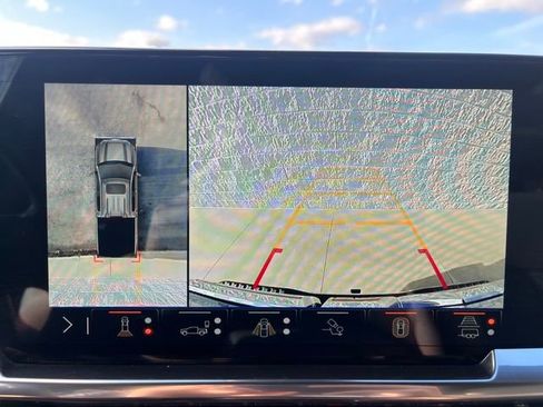 Used 2024 GMC Sierra 1500 SLT w/ SLT Premium Plus Package image 13