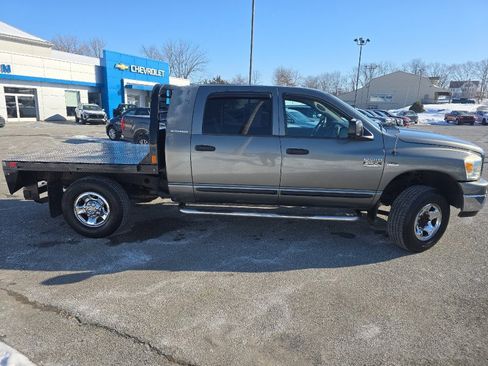 Used 2007 Dodge Ram 2500 Truck SLT image 6