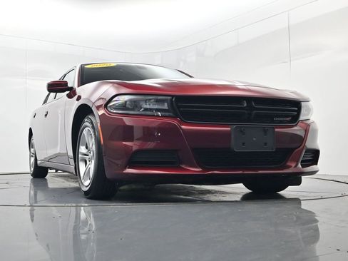 Used 2020 Dodge Charger SXT w/ Leather Interior Group RWD image 45
