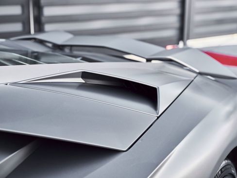 Used 2018 Lamborghini Aventador S image 18