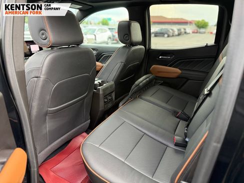 Used 2024 GMC Canyon AT4 w/ AT4 Premium Package AWD/4WD image 31
