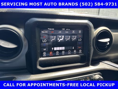 Used 2018 Jeep Wrangler Unlimited Sport S AWD/4WD image 12