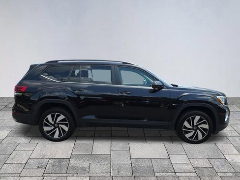 Used 2025 Volkswagen Atlas SE FWD image 8