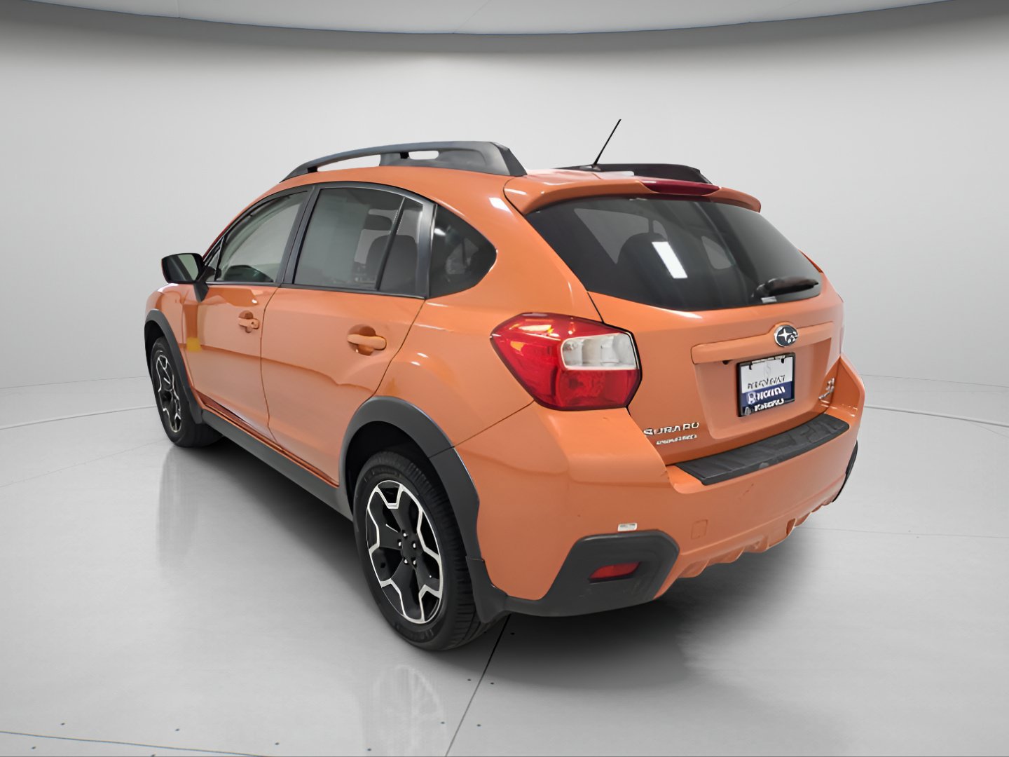 Used 2015 Subaru Crosstrek 2.0i Premium w/ Moonroof Package AWD/4WD image 5