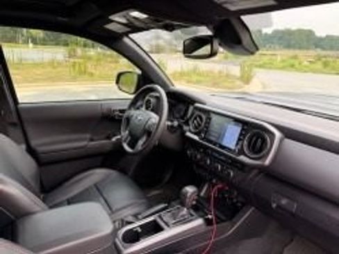 Used 2023 Toyota Tacoma TRD Pro AWD/4WD image 11