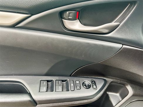 Used 2021 Honda Civic Sport image 17