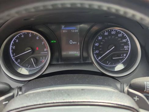 Used 2023 Toyota Camry SE w/ Convenience Package FWD image 12