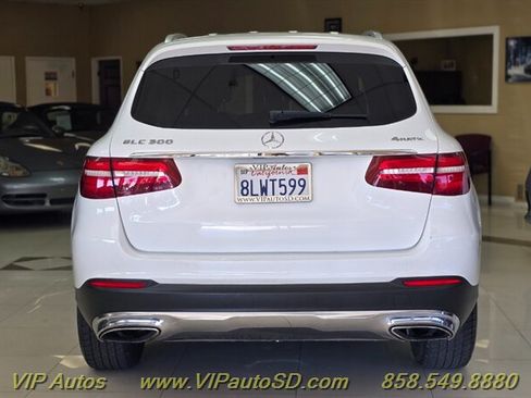 Used 2019 Mercedes-Benz GLC 300 4MATIC image 8