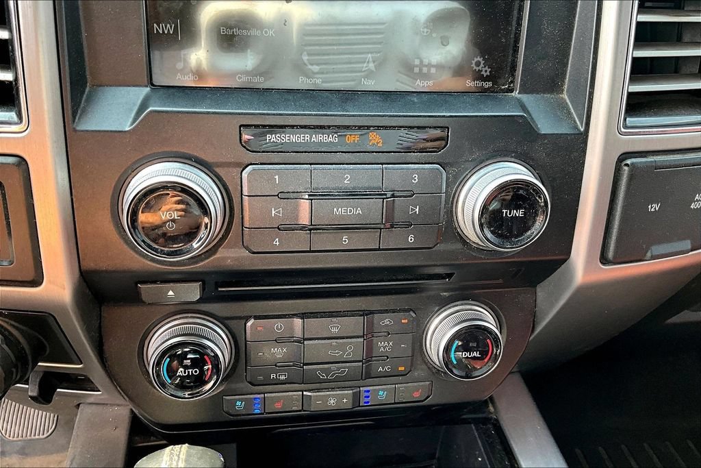 Used 2018 Ford F150 Platinum AWD/4WD image 34