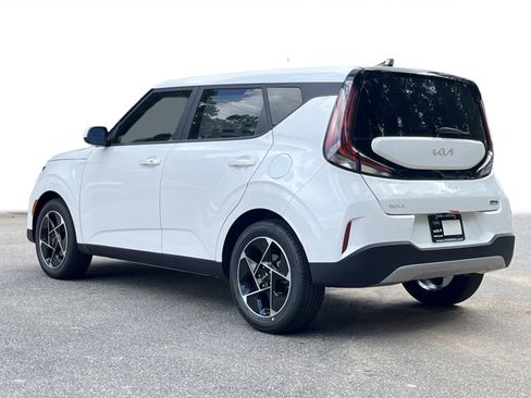 New 2025 Kia Soul EX image 24